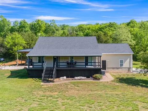 3415 Hammett Hill Rd, Bowling Green, KY 42101