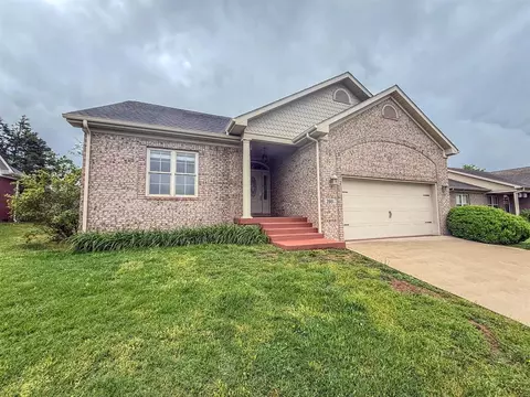 2861 Gunsmoke Trail Way, Bowling Green, KY 42101