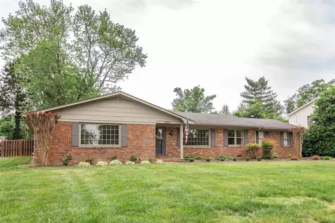 1525 Sherwood Way, Bowling Green, KY 42103
