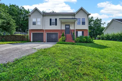 570 Clark Cir, Bowling Green, KY 42103