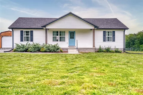 1252 Pea Ridge Rd, Scottsville, KY 42164