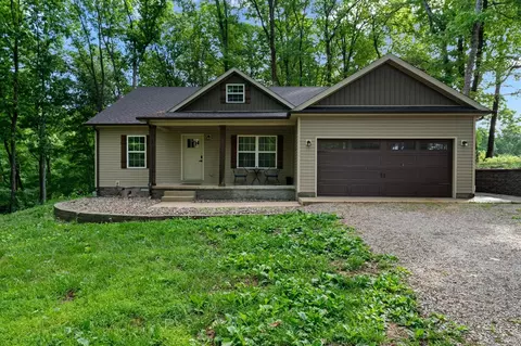 246 T Barnett Rd, Auburn, KY 42206