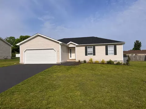 109 Yukon Ct, Bowling Green, KY 42101
