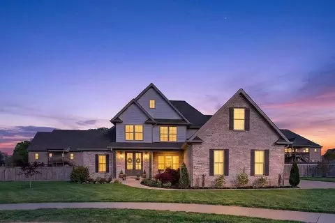 8692 Creekstone Ct, Alvaton, KY 42122