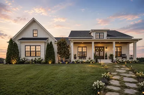 8691 Drakes Blvd, Alvaton, KY 42122