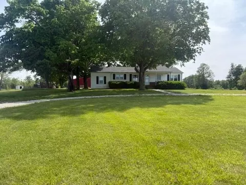 5557 Dripping Springs Rd, Smiths Grove, KY 42171