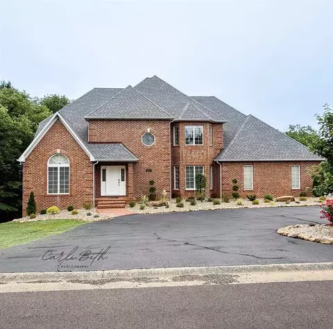 641 Vonda View Blvd, Franklin, KY 42134