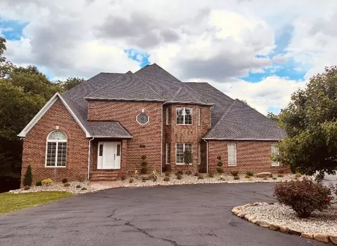 641 Vonda View Blvd, Franklin, KY 42134