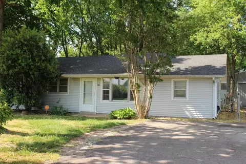140 Carter Sims Rd, Bowling Green, KY 42104