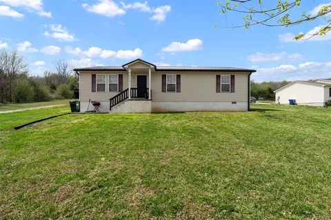 3011 N Campbell Rd, Bowling Green, KY 42101
