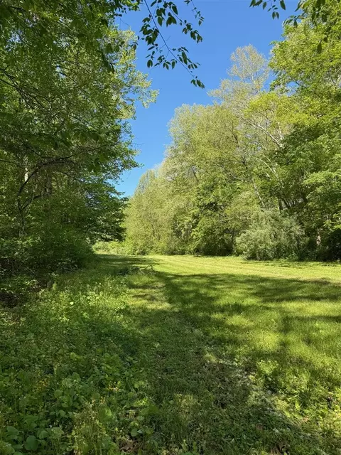 121 Hickory Dr, Isonville, KY 41193