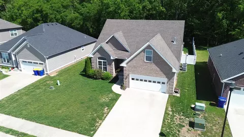 4289 Legacy Pointe St, Bowling Green, KY 42104