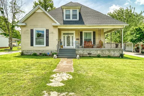 400 E Madison St, Franklin, KY 42134