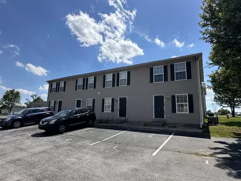 330 Kenlee Cir, Bowling Green, KY 42101