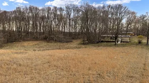 2520 Rocky Hill Rd, Glasgow, KY 42141