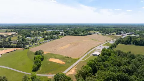 01 Holt Dr, Scottsville, KY 42164