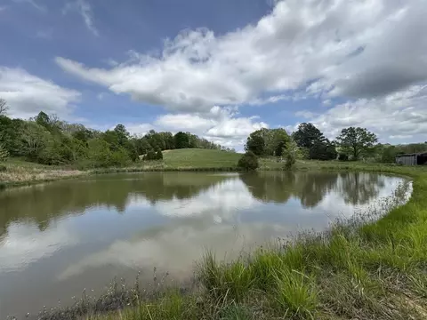 577 Bratcher Rd, Morgantown, KY 42261