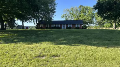 346 Jack Simmons Rd, Bowling Green, KY 42101