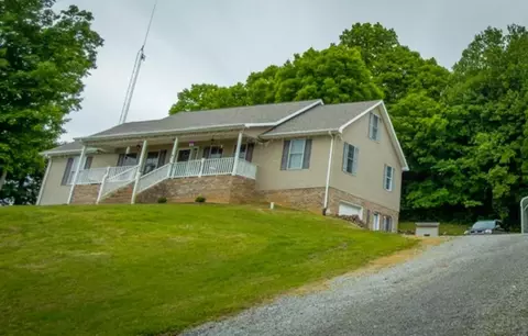 1687 Corum Landing Rd, Drakesboro, KY 42337