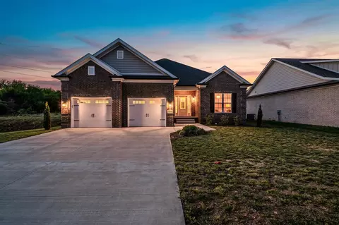 3202 Shadbush Way, Bowling Green, KY 42101