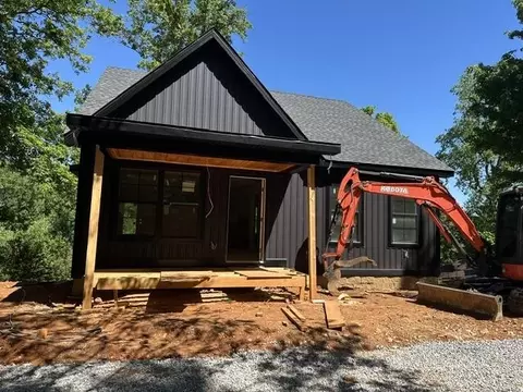 510 Pope Rd, Scottsville, KY 42164
