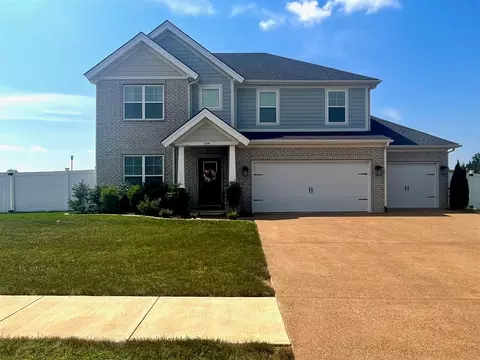 1154 Yorktown Ln, Bowling Green, KY 42104