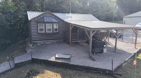 84 Wildcat Ln, Scottsville, KY 42164