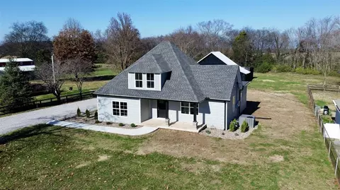 908 W Cedar St, Franklin, KY 42134
