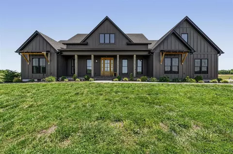 15320 Louisville Rd, Smiths Grove, KY 42171