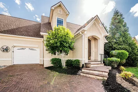 841 Denzil Ave, Bowling Green, KY 42103