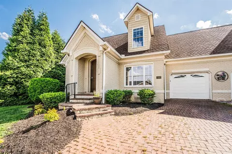 841 Denzil Ave, Bowling Green, KY 42103