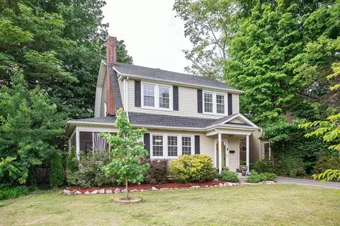1017 Covington St, Bowling Green, KY 42103