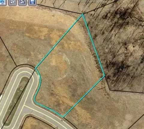 270 Three Par Ct, Bowling Green, KY 42103