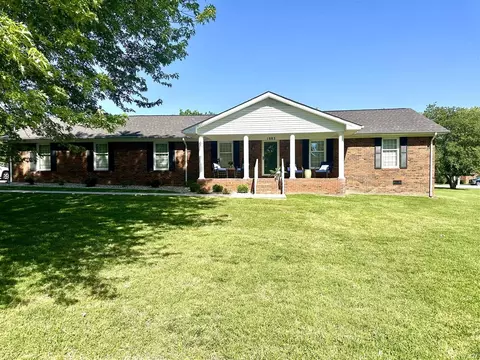 1882 Lakeshore Dr, Madisonville, KY 42431