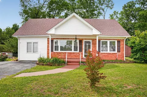 114 Baker Dr, Russellville, KY 42276