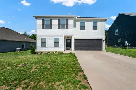 3163 White Ash St, Bowling Green, KY 42101