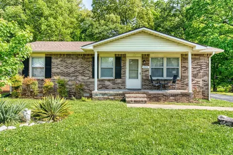 825 Oak Ln, Franklin, KY 42134