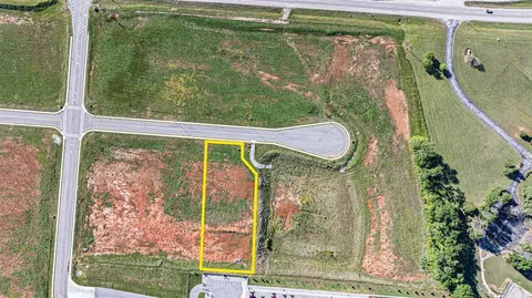 6131 Twila Ct, Bowling Green, KY 42101
