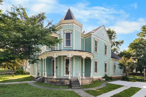 1327 State St, Bowling Green, KY 42101