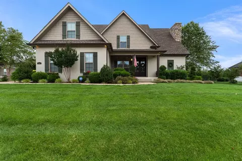 350 Old Post Dr, Alvaton, KY 42122