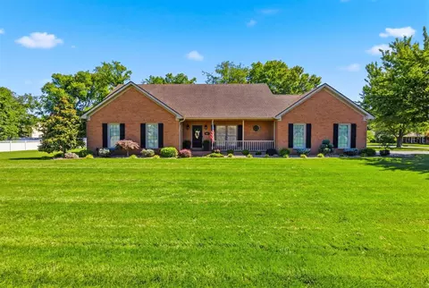 460 Hunters Crossing Way, Bowling Green, KY 42104