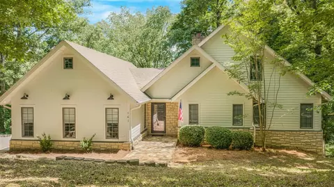 141 John Holder Dr, Scottsville, KY 42164