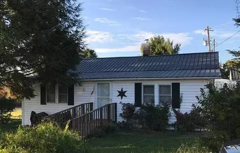 600 John Cash Rd, Crab Orchard, KY 40419