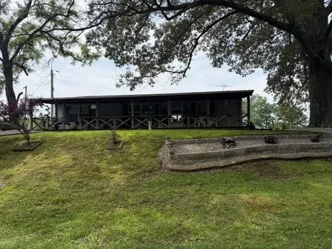 861 Iron Mountain Rd, Park City, KY 42160
