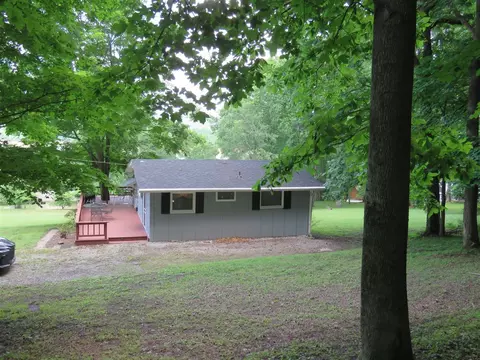 1010 Wilderness Rd, Mammoth Cave, KY 42259