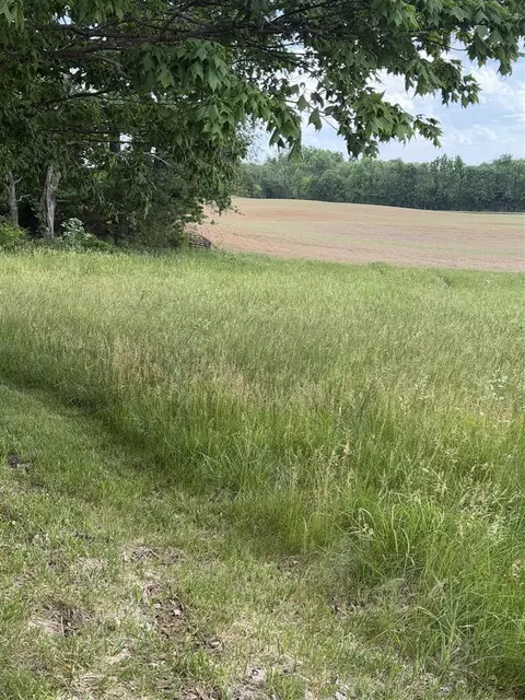 1649 Pondsville Rd, Smiths Grove, KY 42171