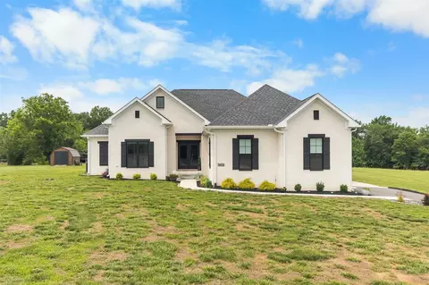 3433 H E Johnson Rd, Alvaton, KY 42122