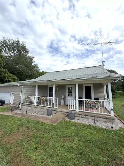 423 Old Greenhill Rd, Alvaton, KY 42122