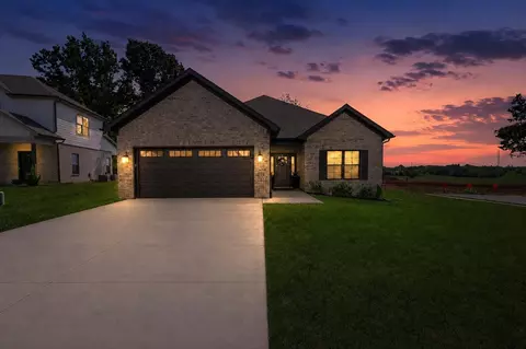 3488 Southall Blvd, Bowling Green, KY 42101