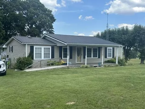100 Clifton Church Rd, Scottsville, KY 42164